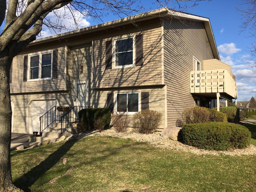 10403 W Parkcrest Cir., Franklin, WI 53132