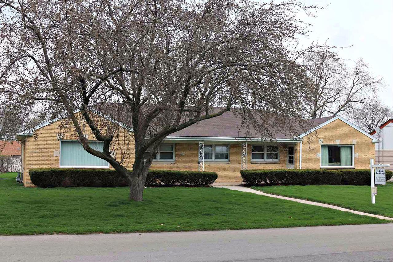 4510 W Norwich Ave. #4516, Greenfield, WI 53220