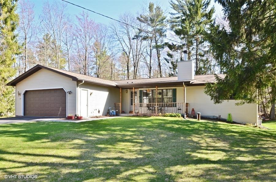239 Wahgouly Rd., Wilson, WI 53081