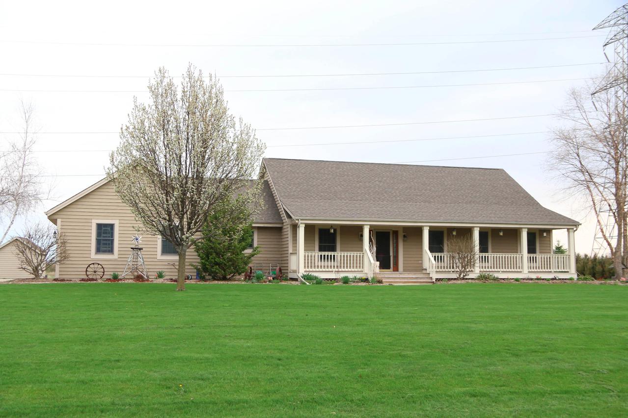N77W27880 Garnet Ct., Lisbon, WI 53029
