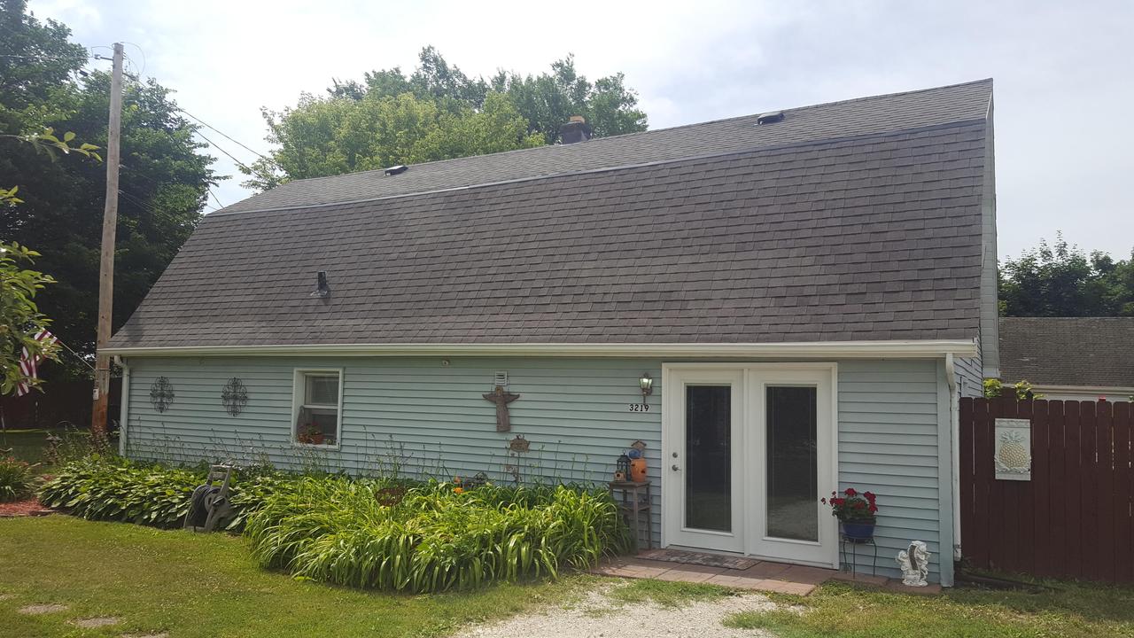 3219 4 Mile Rd, Caledonia, WI 53404