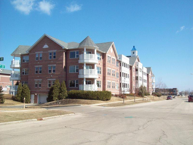 316 56th St ##214, Kenosha, WI 53140