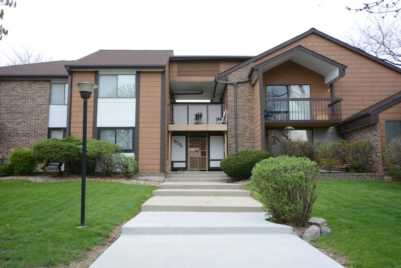 8551 N Servite Dr #217, Milwaukee, WI 53223