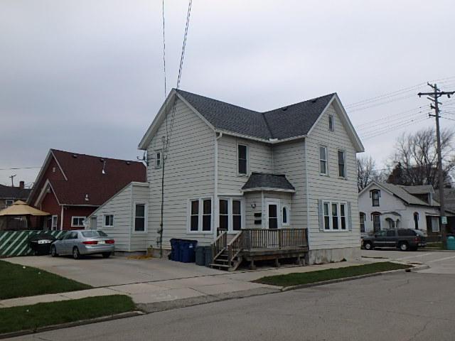 1654 St Clair St., Racine, WI 53402