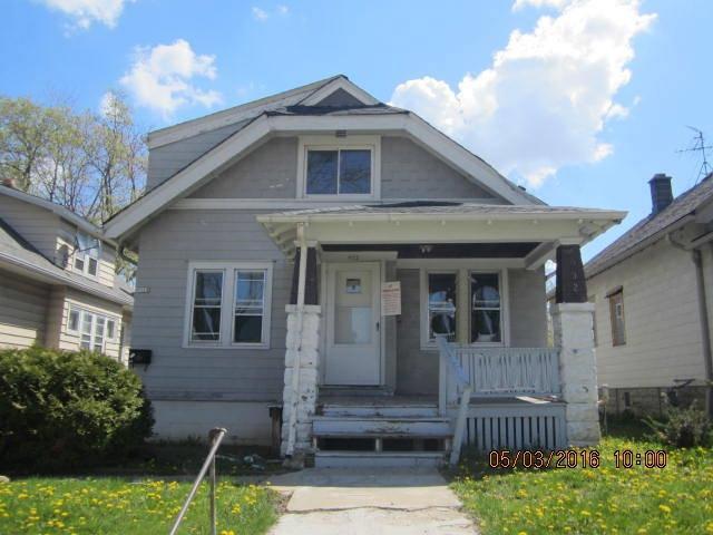 932 N 37th St, Milwaukee, WI 53208
