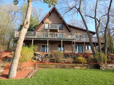 W7584 Koshkonong Mounds Rd, Koshkonong, WI 53538