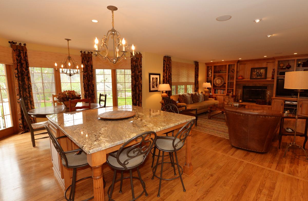 4845 Newport Ln., Mount Pleasant, WI 53403