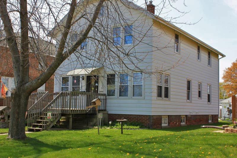 2802 S 9th St #2804, Sheboygan, WI 53081