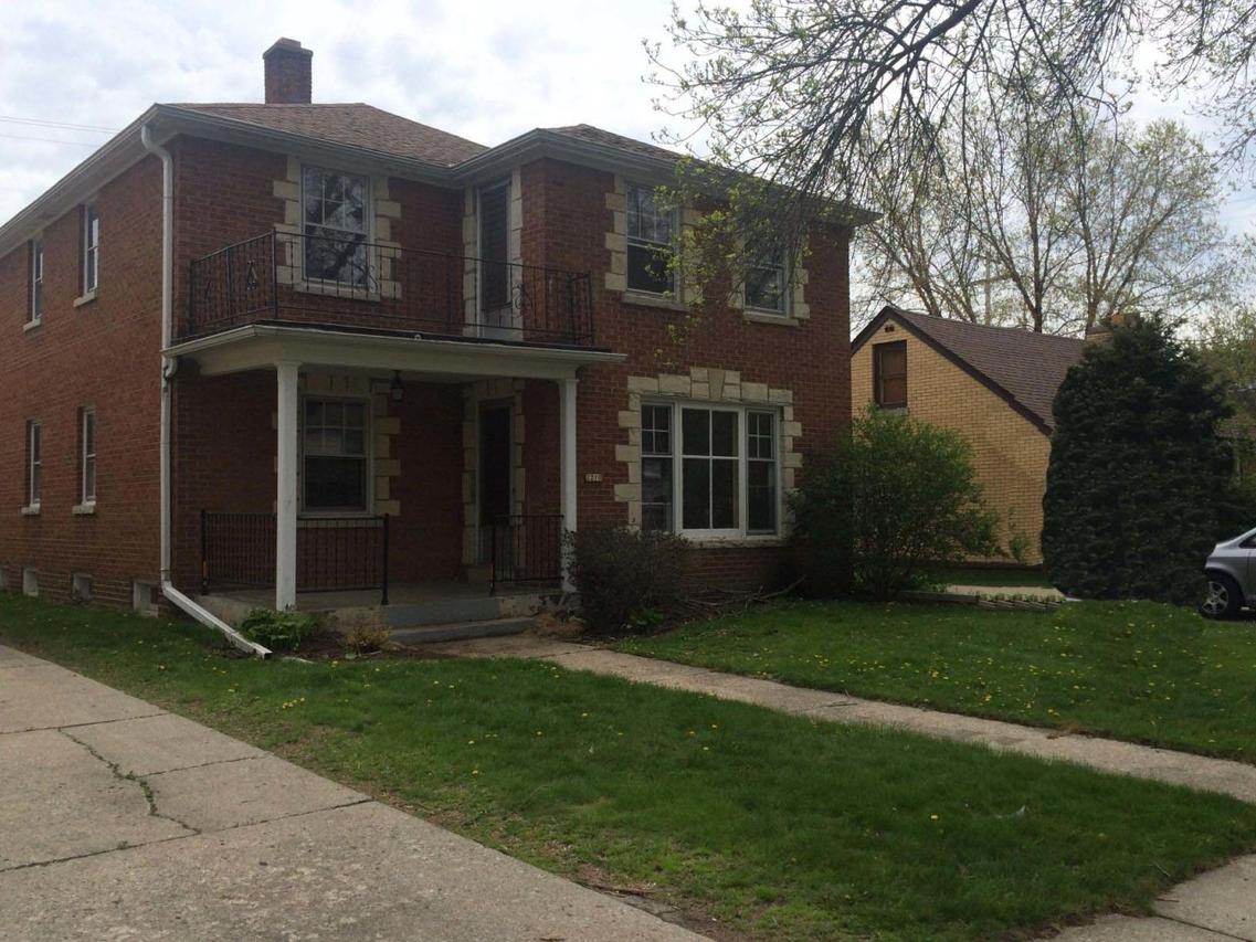 2210 N Lefeber Ave. #A, Wauwatosa, WI 53213