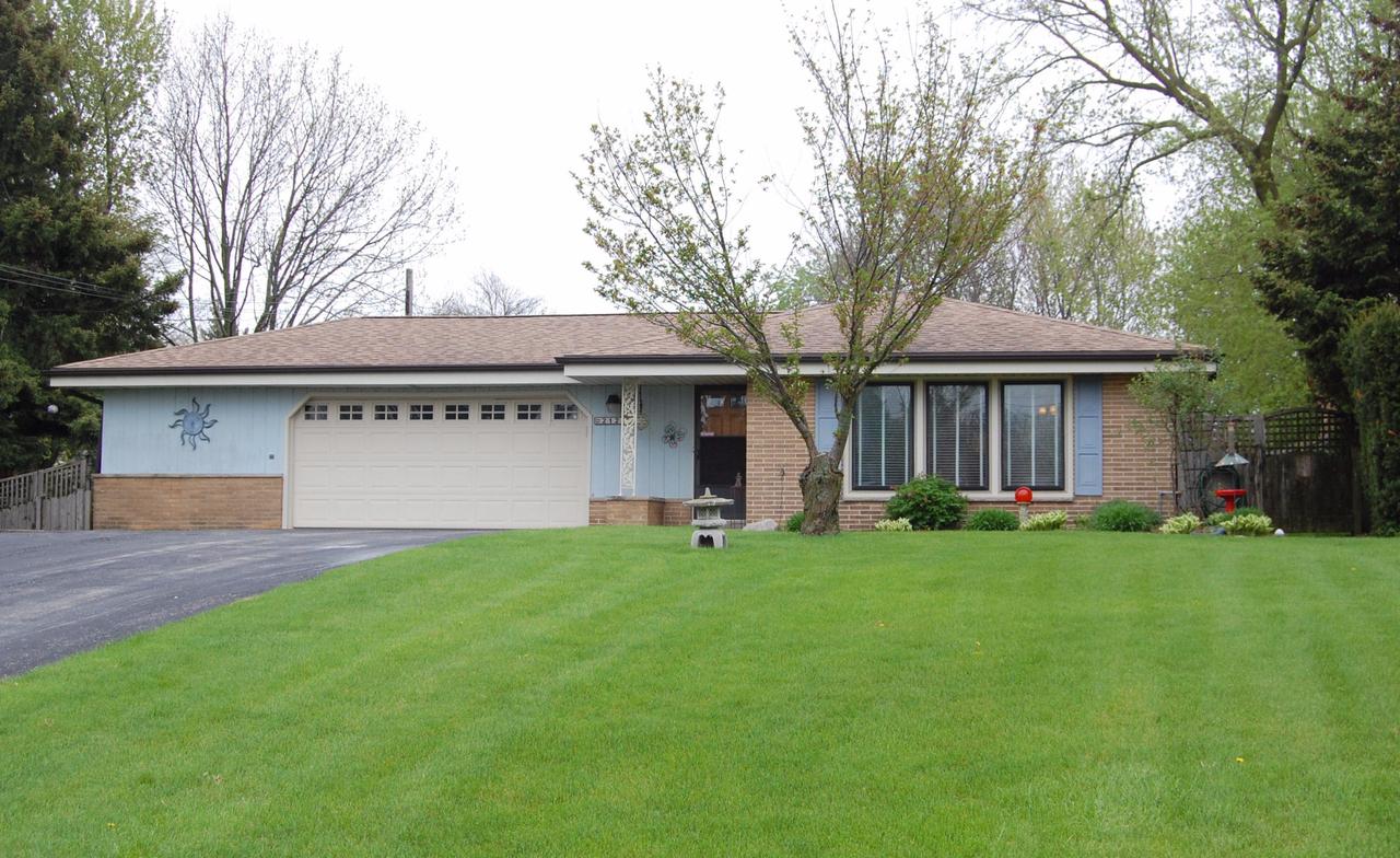 2125 W Kimberly Ave, Milwaukee, WI 53221