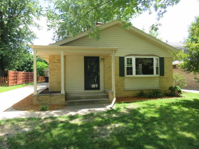 10145 W Park Ridge, Wauwatosa, WI 53222