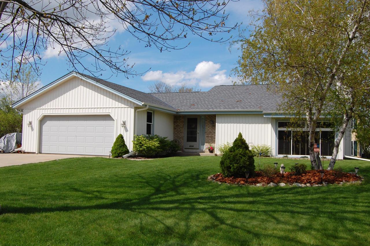 4100 W Fieldview Ct., Franklin, WI 53132