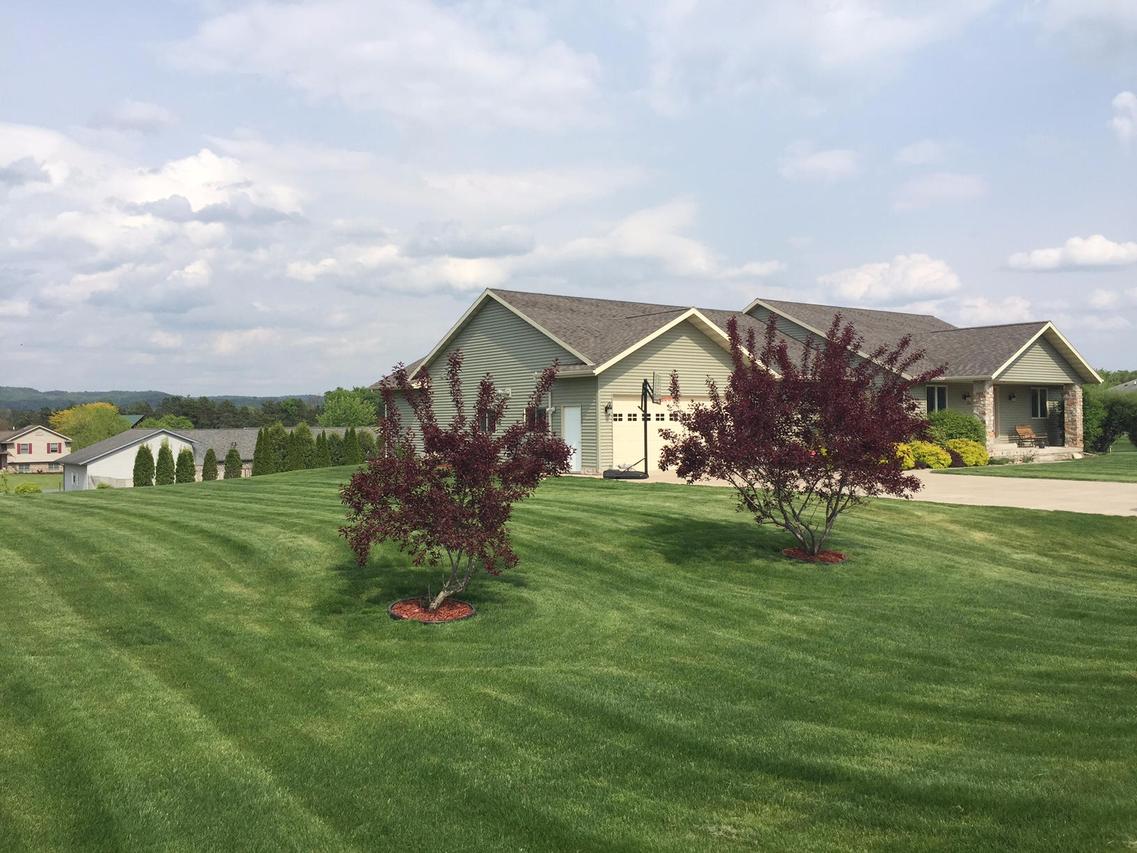 N5450 W Eagle Cir., Onalaska, WI 54650