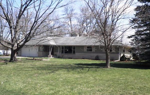 2962 S Connie Ln., New Berlin, WI 53151