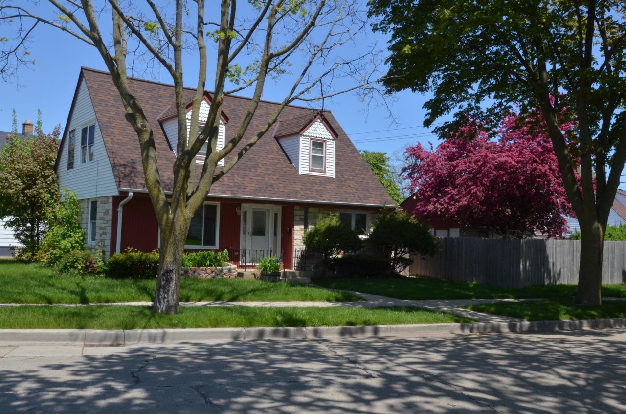 1680 W Courtland Ave, Milwaukee, WI 53209