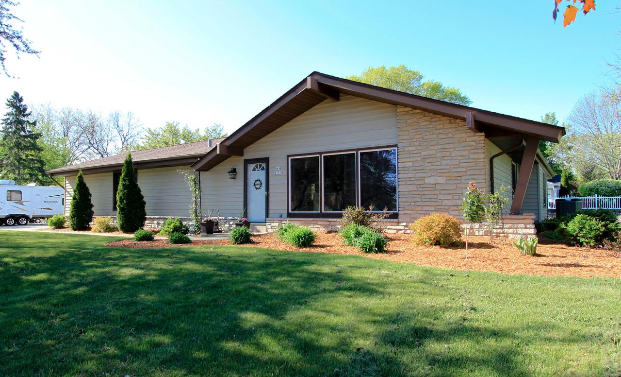 N49W27759 S Courtland Cir, Lisbon, WI 53072
