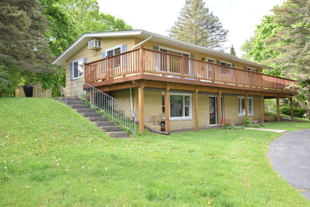 8927 390th Ct, Randall, WI 53128