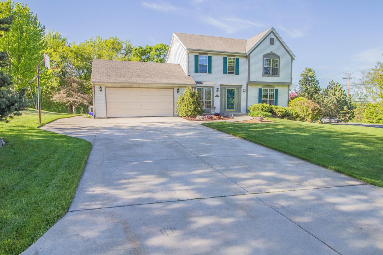 11420 W Woods Rd., Franklin, WI 53132