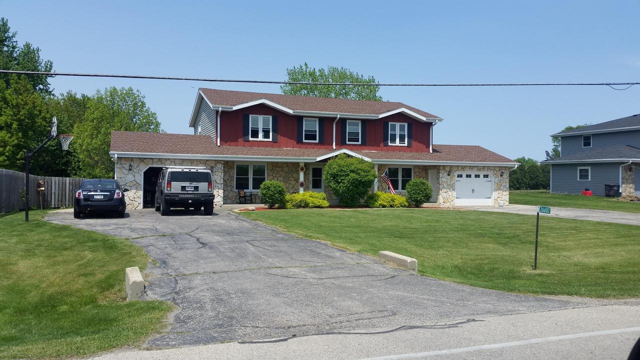 26600 Long Lake Rd., Norway, WI 53185