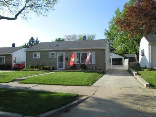 6822 W Bennett Ave, Milwaukee, WI 53219