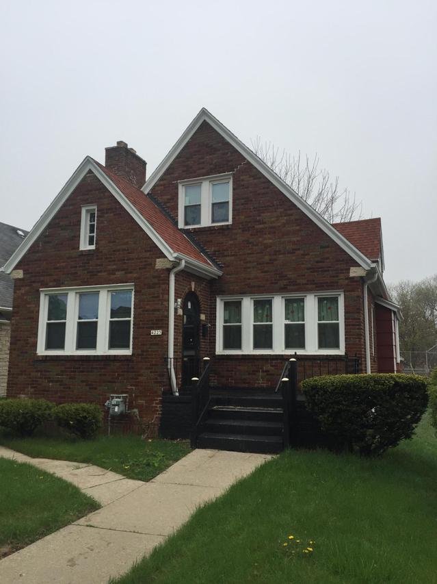 4225 N 15th St, Milwaukee, WI 53209