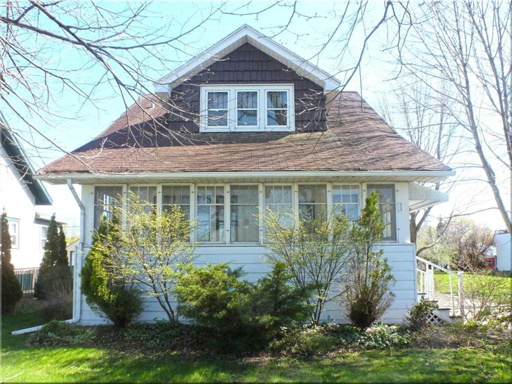 2123 27th St, Kenosha, WI 53140