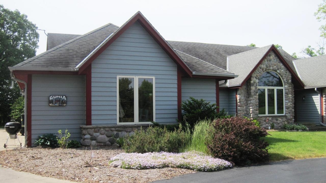 S102W33145 County Road Lo, Mukwonago, WI 53149