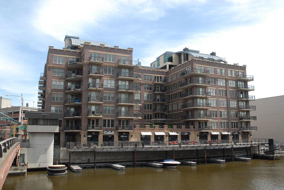 102 N Water St #411, Milwaukee, WI 53202