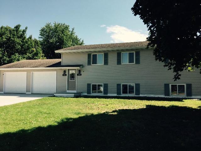 1225 Doris St #1227, Watertown, WI 53098