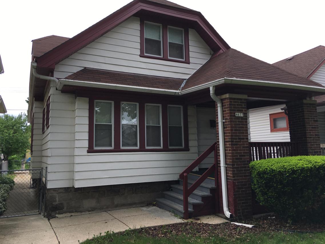 4637 N 28th St., Milwaukee, WI 53209
