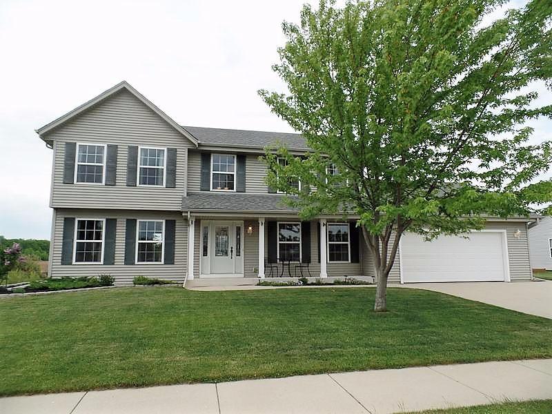 248 Grand Ave, Belgium, WI 53004