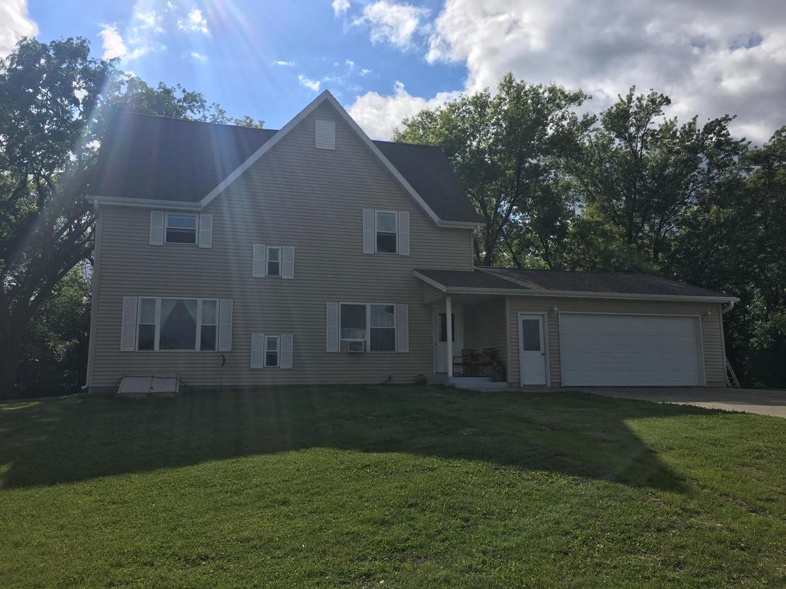 3850 State Rd 60, Polk, WI 53086