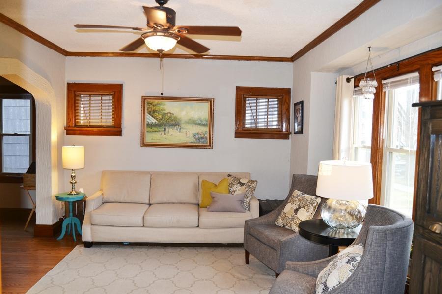 212 S 67th St, Milwaukee, WI 53214