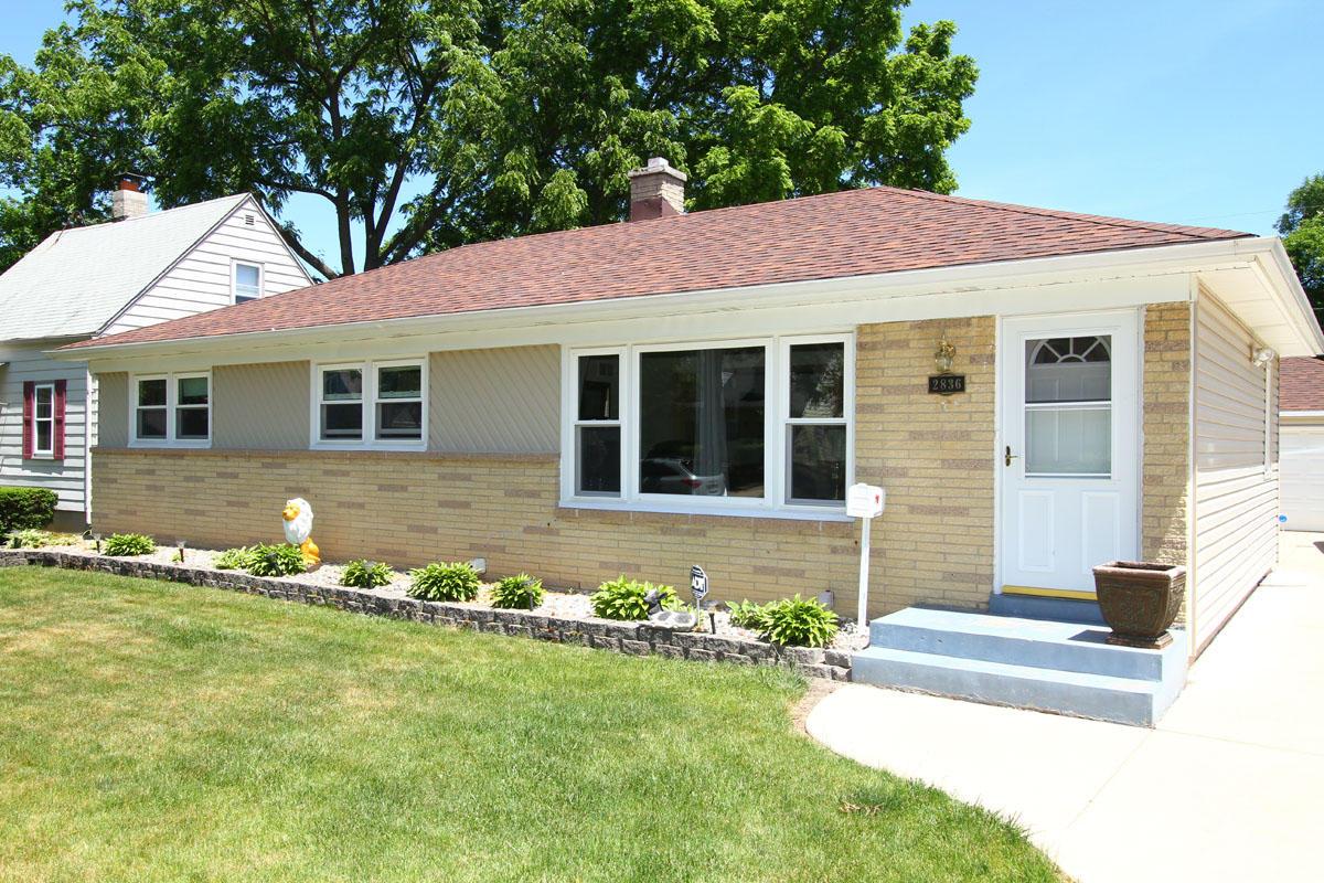 2836 S 70th St, Milwaukee, WI 53219