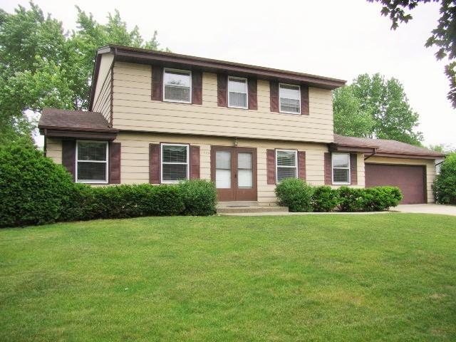 7705 W Bur Oak Dr, Franklin, WI 53132