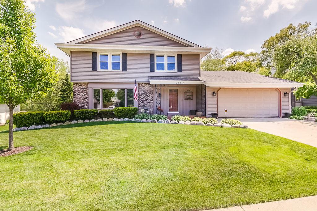 4227 89th Pl, Kenosha, WI 53142