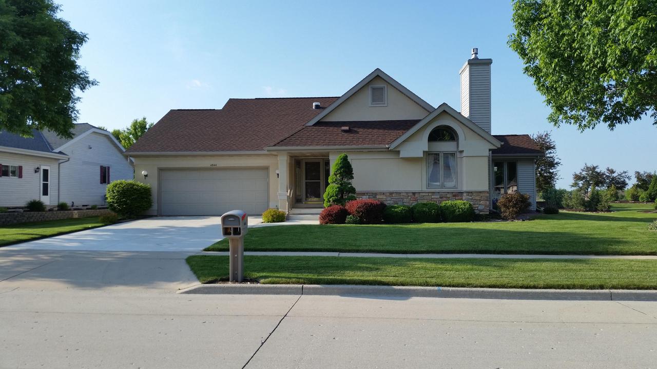 4544 E Whitetail Ct., Manitowoc, WI 54220