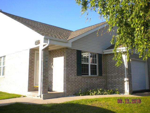 322 Davis Ct #1, Elkhorn, WI 53121