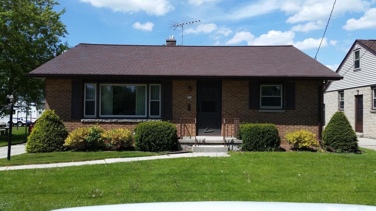 914 Wilson St., Manitowoc, WI 54220