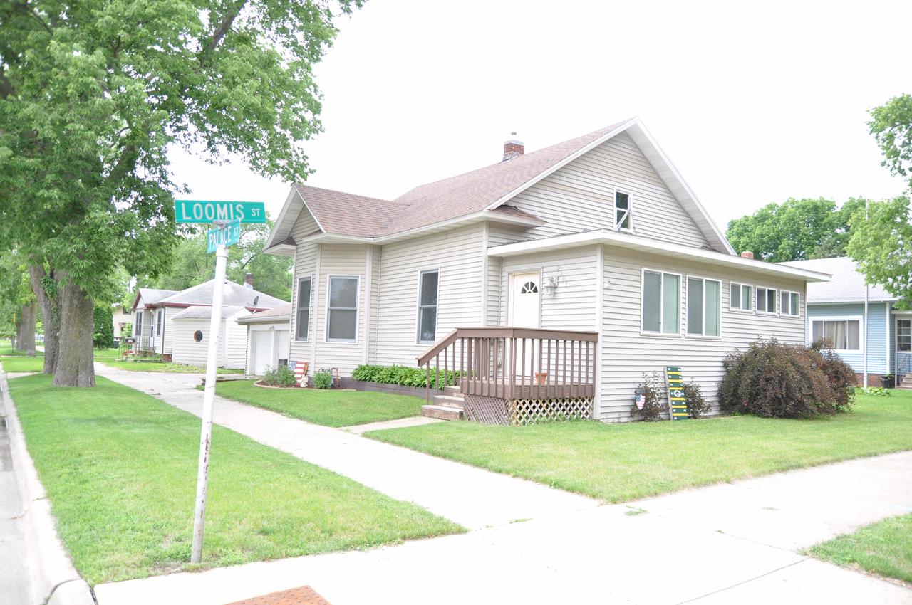 2301 Loomis St., La Crosse, WI 54603