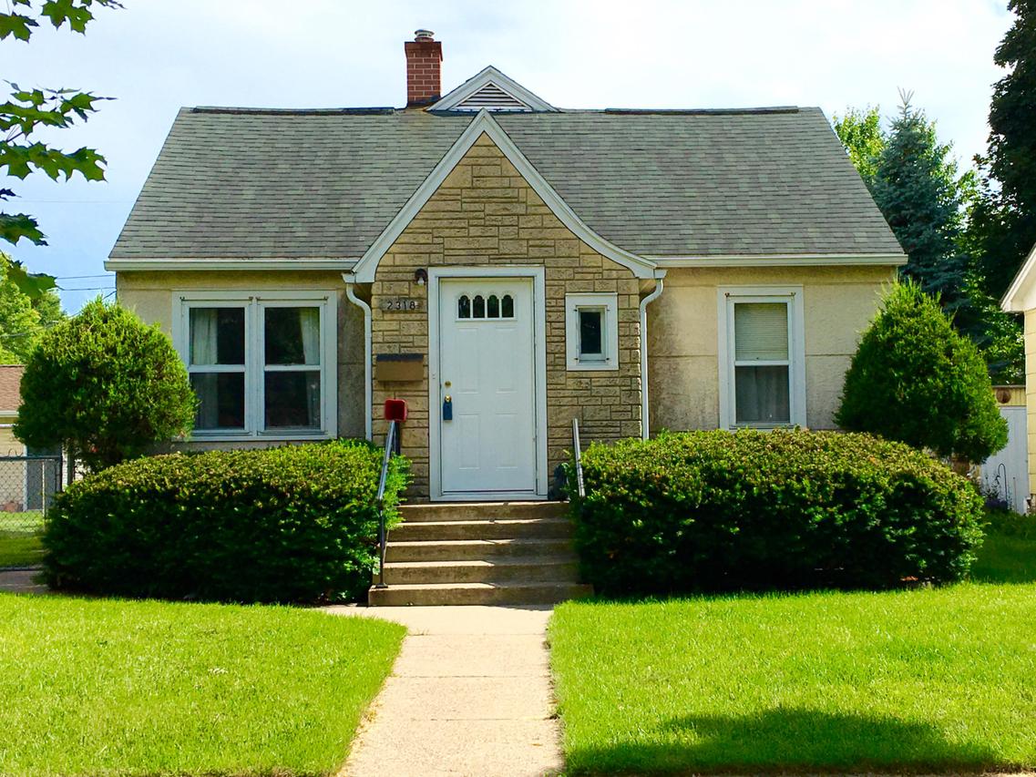 2318 Ferry St., La Crosse, WI 54601