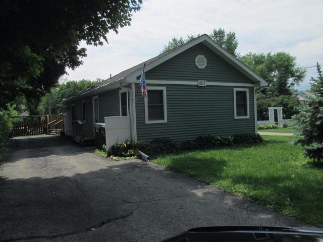 1517 Skinner Dr, Twin Lakes, WI 53181