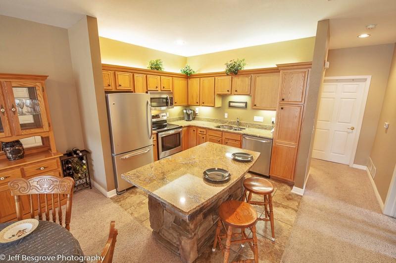 N16W26880 Wild Oats Dr #A, Pewaukee, WI 53072