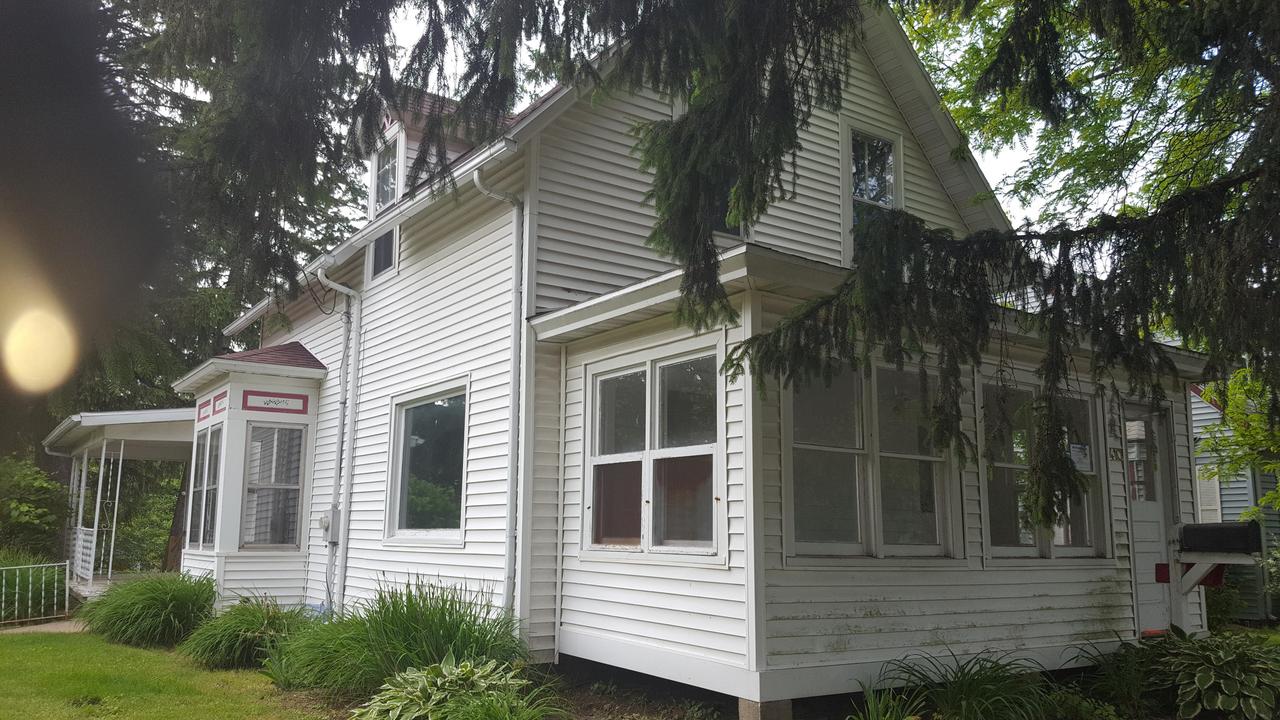 410 N Dunlap Ave., Viroqua, WI 54665