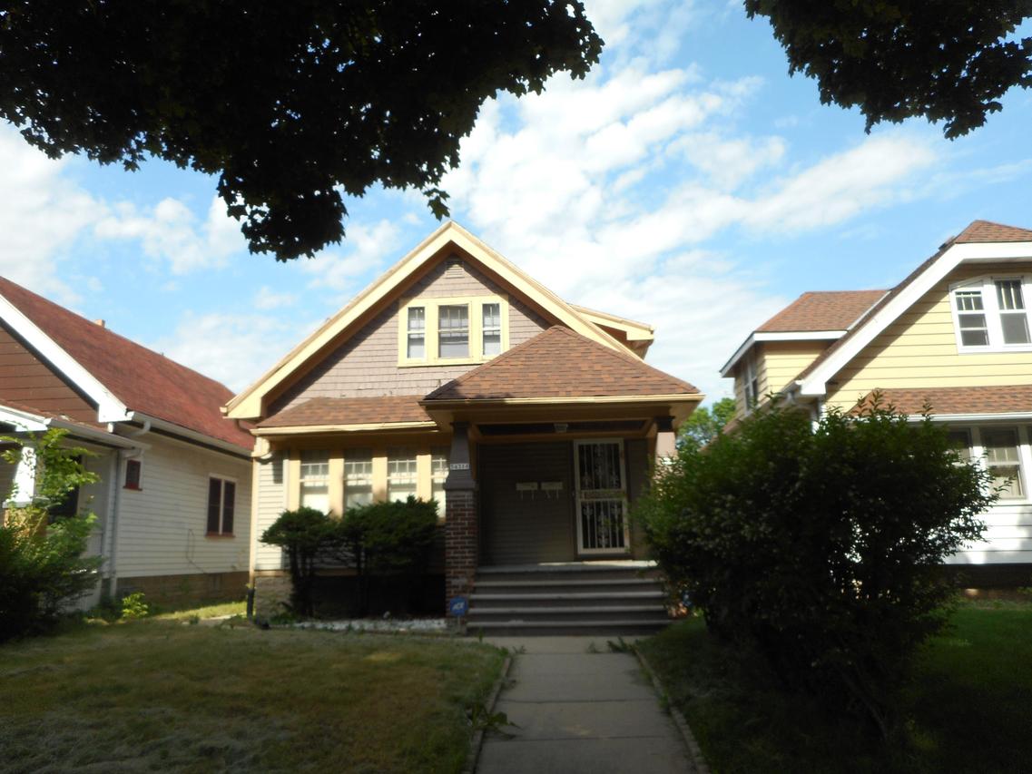5431 N 39th St, Milwaukee, WI 53209
