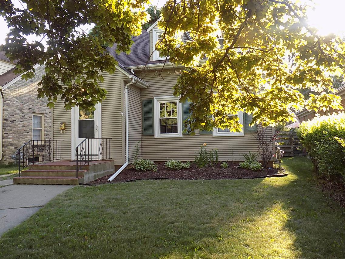 2818 Green St, Racine, WI 53402