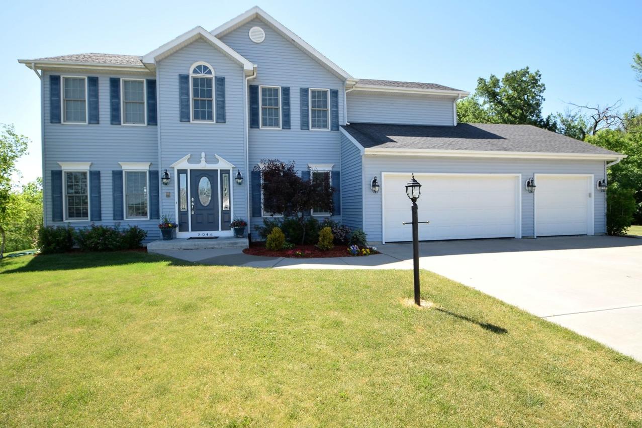 8046 Doe Glen, Mount Pleasant, WI 53406