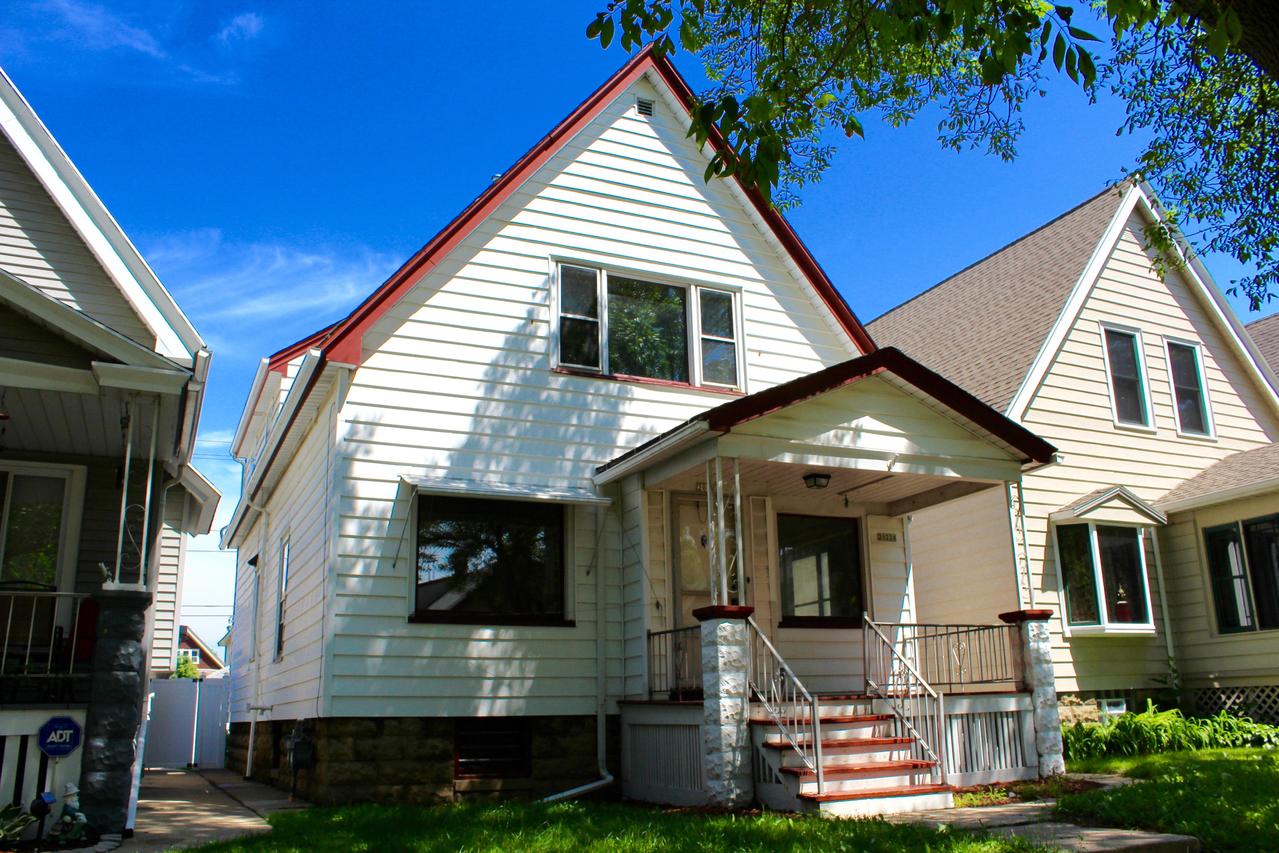 2022 S 29th St #2022A, Milwaukee, WI 53215