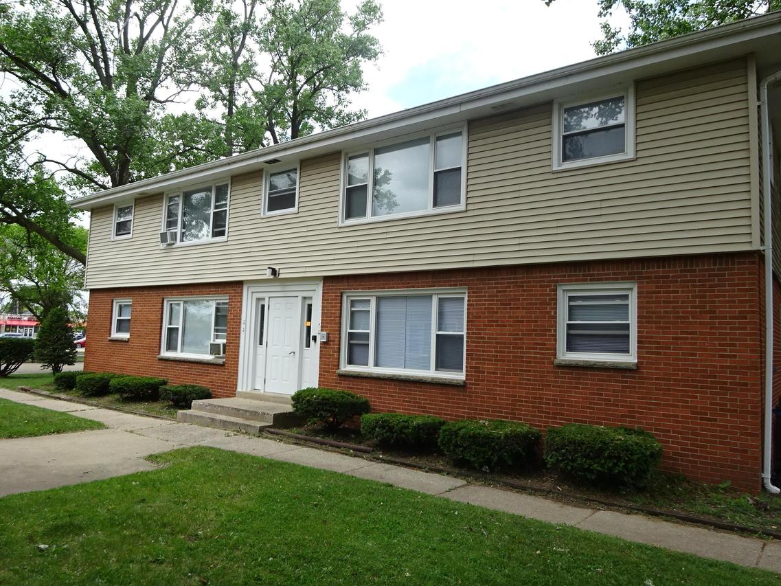 3917 Erie St, Racine, WI 53402