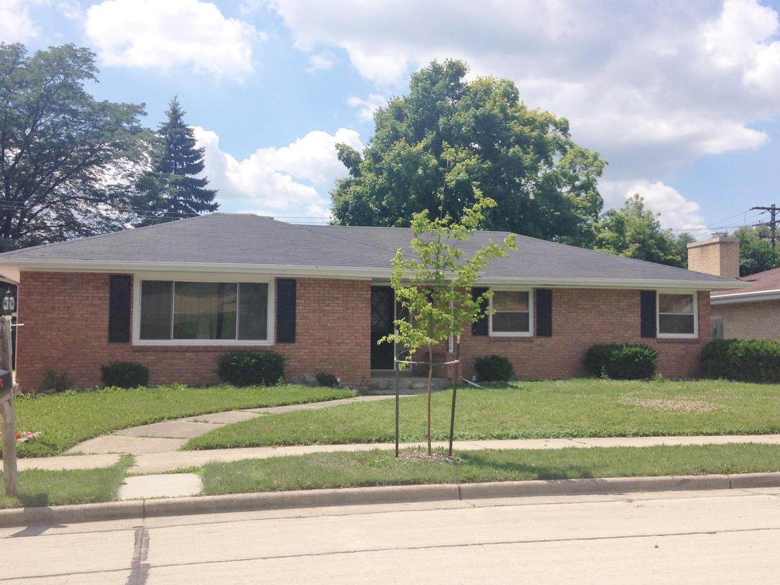 36 Illinois St, Racine, WI 53405